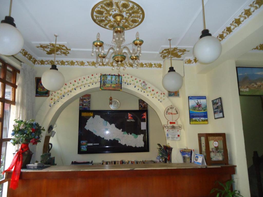 Hotel Discovery Inn Катманду Экстерьер фото